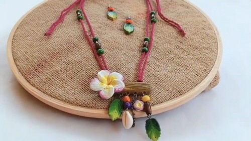 Best clay 5ecklace Pendant 44